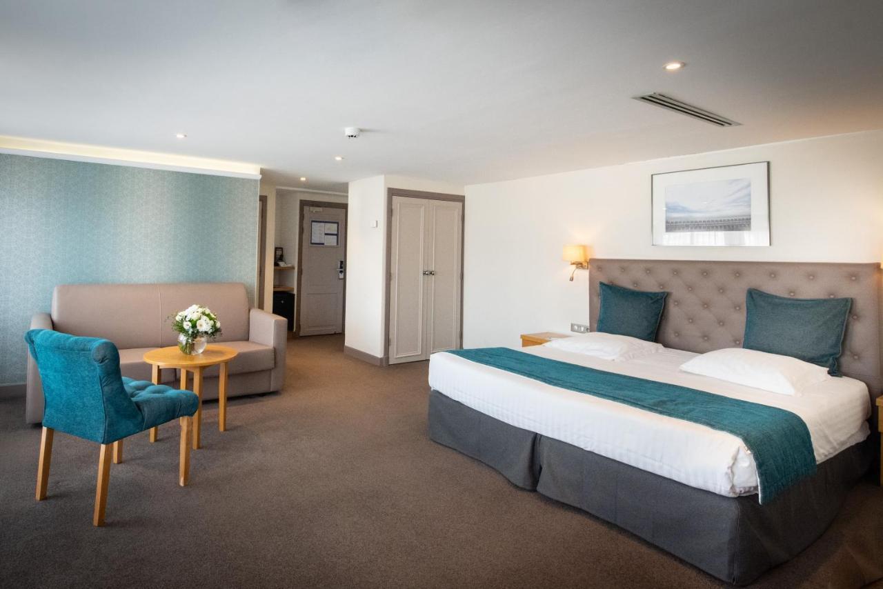 Junior Suite,1398804869:JPEG